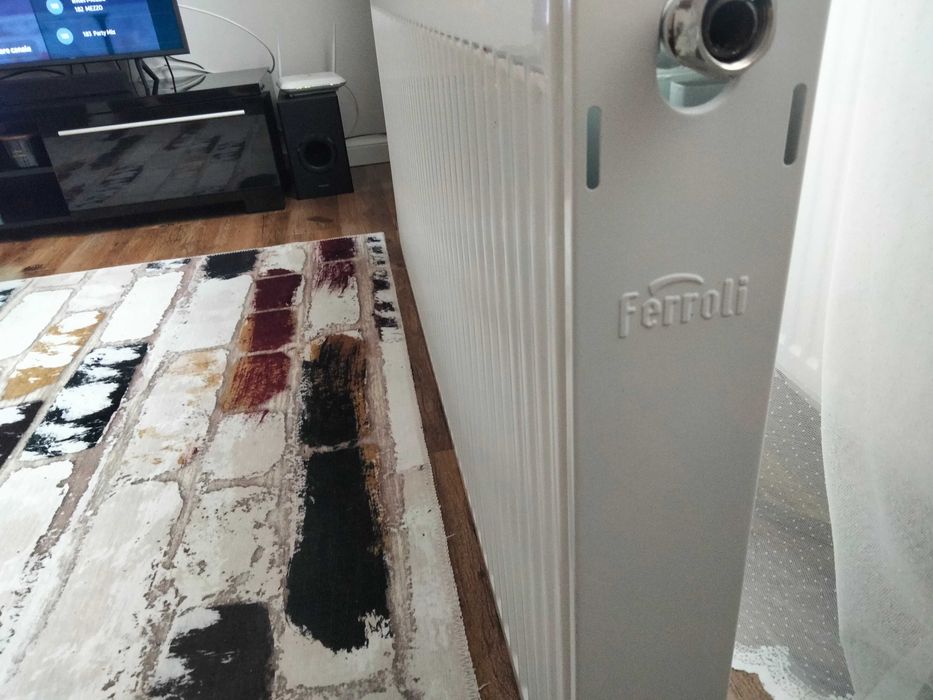Calorifer Ferolli 1400x600