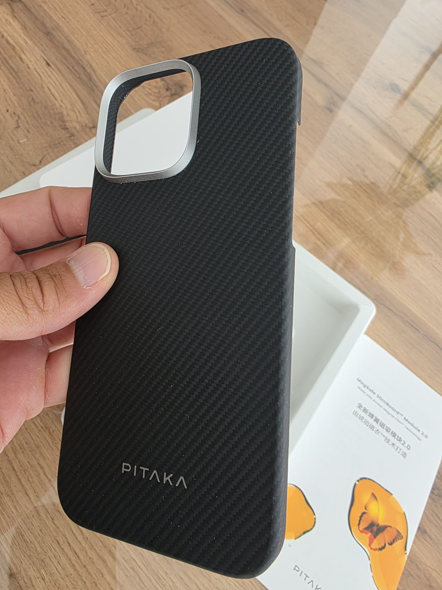 PITAKA калъф iPhone 16 Pro Max Black Carbon
