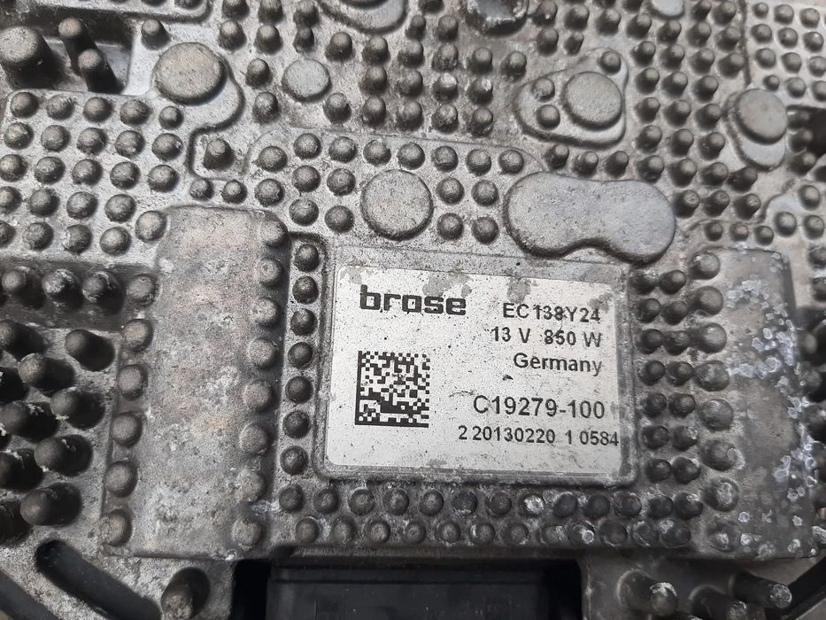 electroventilator 3.0 crd jeep grand cherokee 4 wk wk2 2012 52014787ab a68306-101