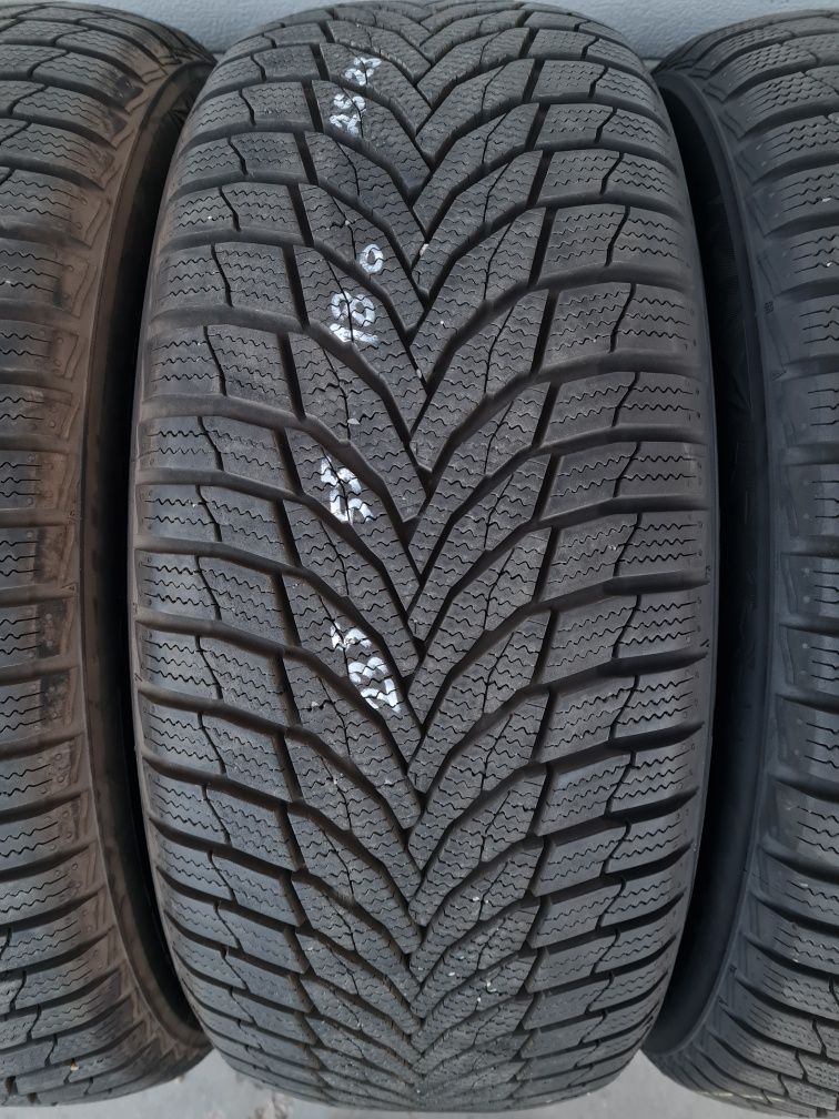 Зимни гуми 4 броя NEXEN Winguard Sport2 Suv 235 55 R18 дот 2523