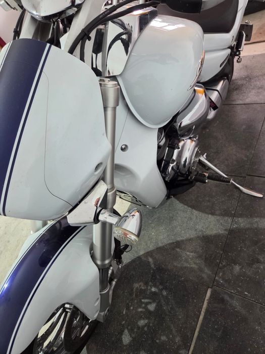 Suzuki Boulevard M109 R