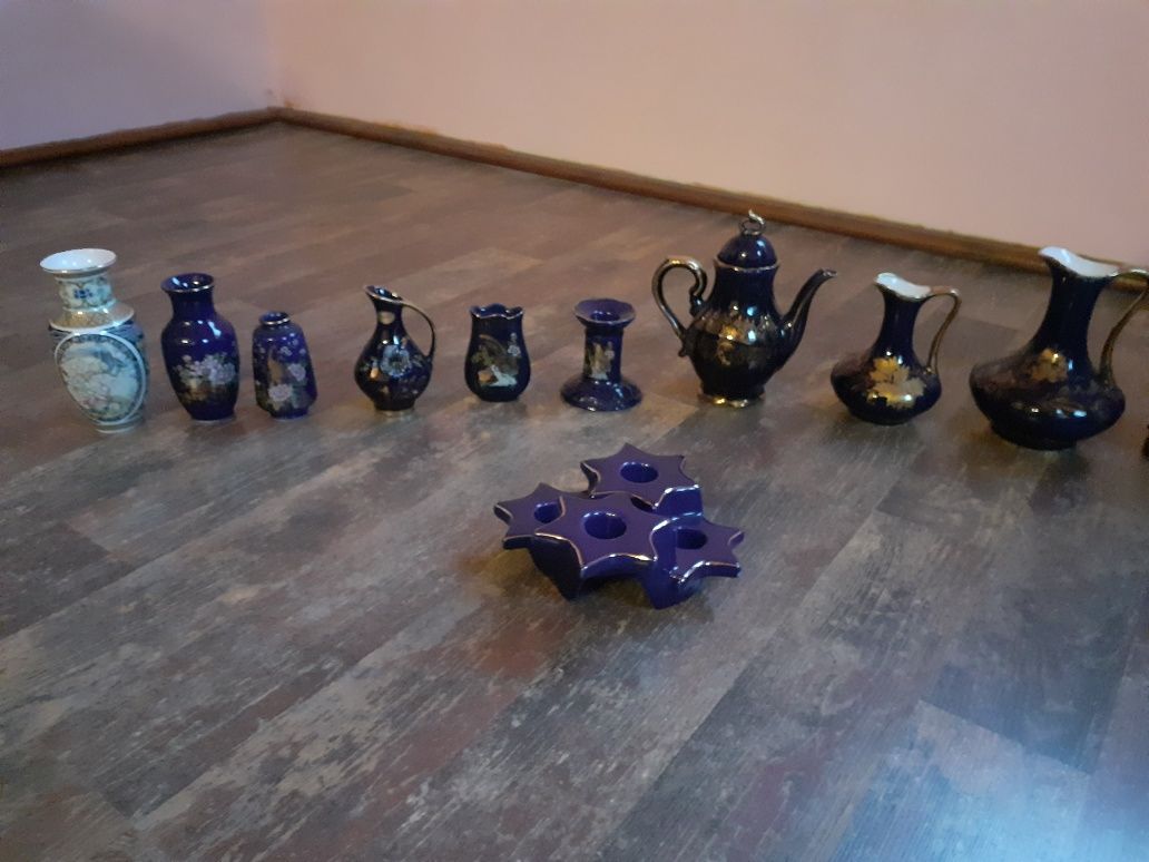 Ceainic, vaze, suport lumânare, obiecte decorative porțelan cobalt