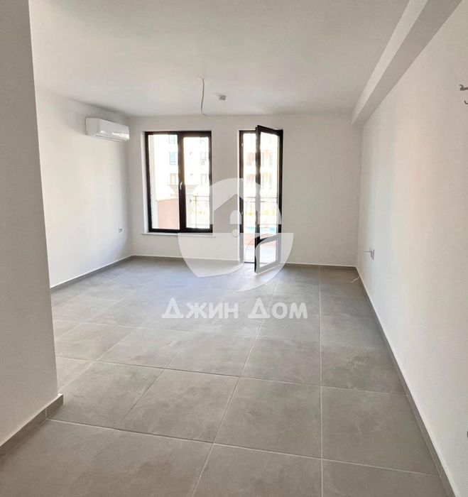 Продава се Едностаен апартамент в Свети Влас - 32 кв.м за 2282 €/кв.м - Снимка #2