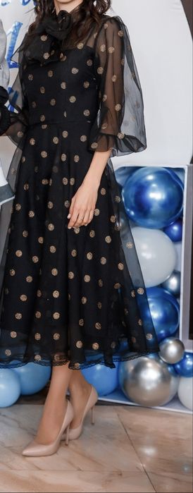 Женское вечернее платье