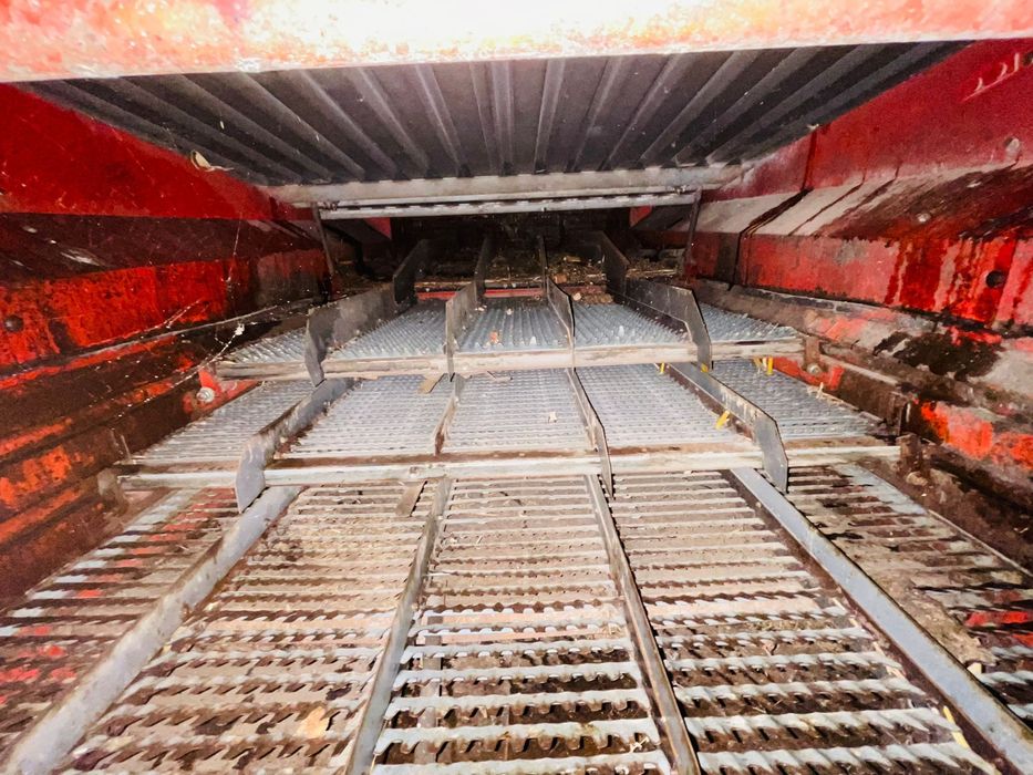 Vand /Dezmembrez combina Massey Ferguson 750