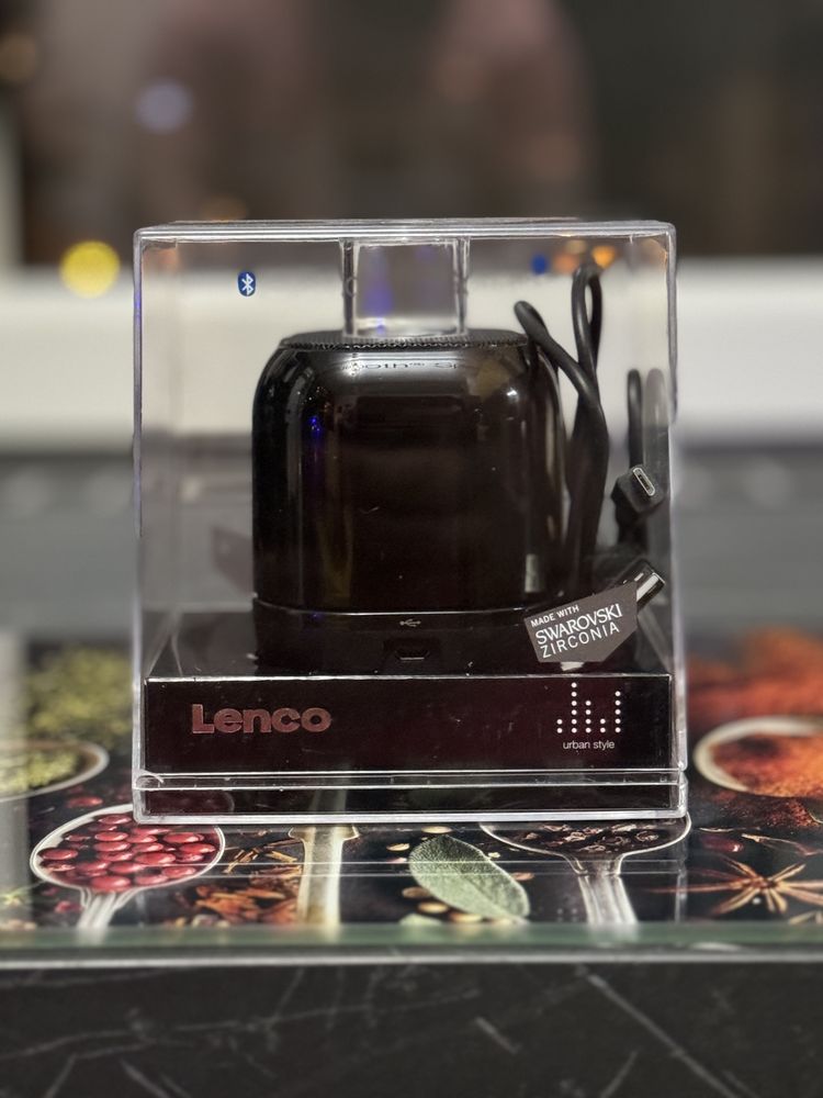 Difuzor Lenco Portabil - SWAROVSKI