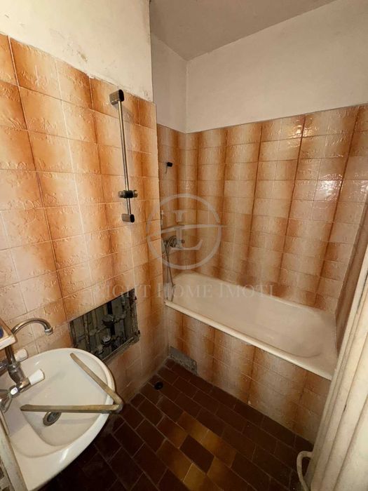 Продава се Тристаен апартамент в Пловдив, Тракия - 78 кв.м за 1757 €/кв.м - Снимка #13