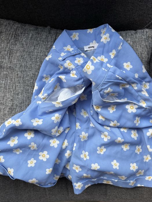 Pantaloni scurti inflorati