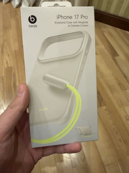 Продам чехол на iPhone 17 pro beats case original