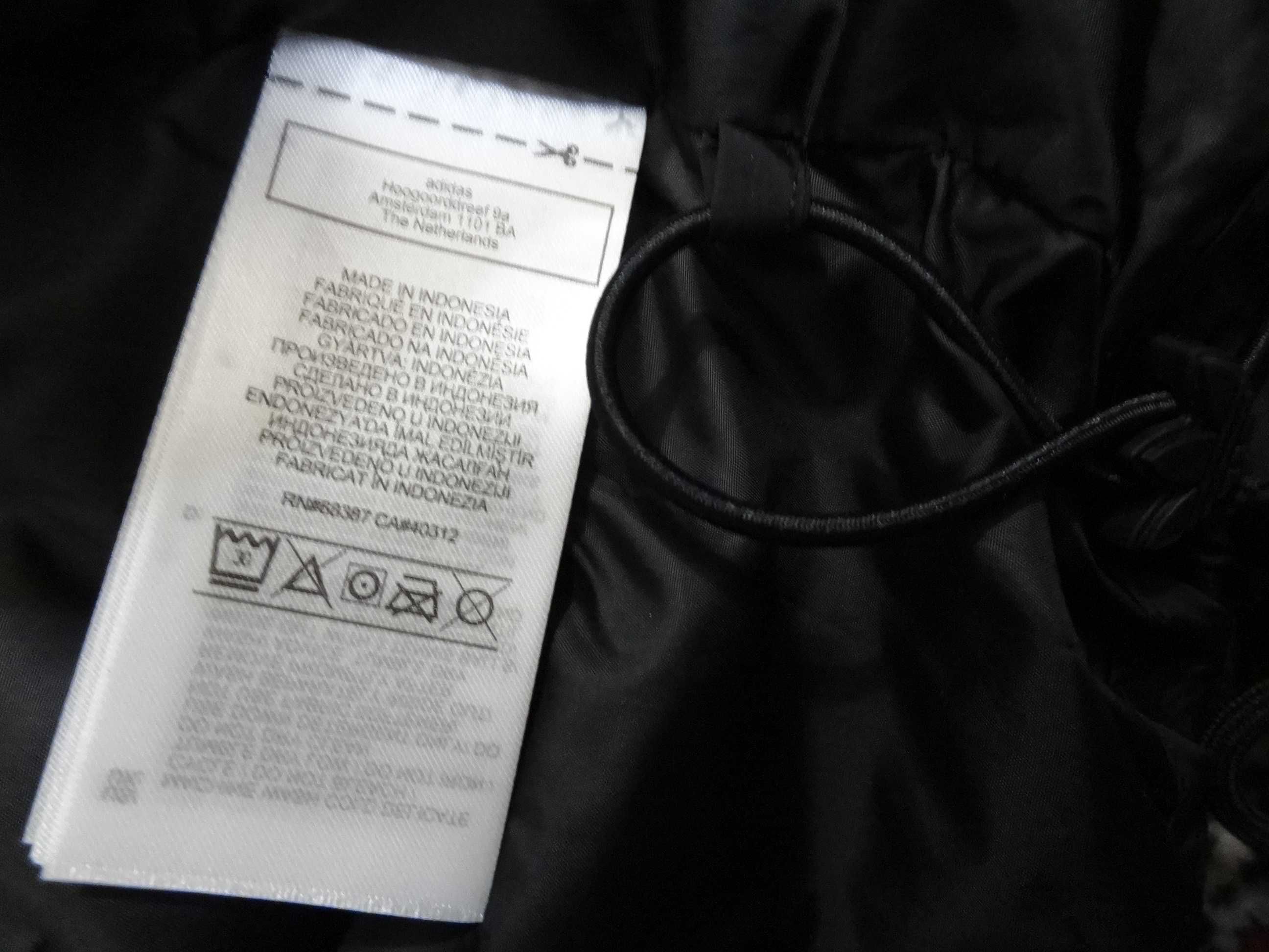 Adidas Originals,размер L,ново мъжко пухено яке