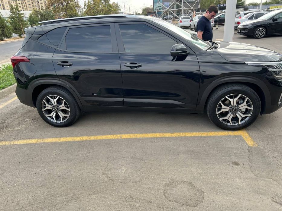 Kia seltos sotiladi