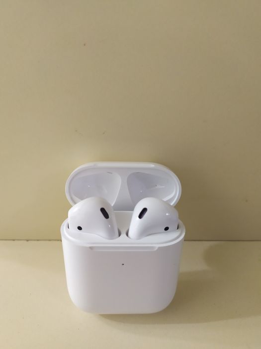 Продам наушники Айр подс