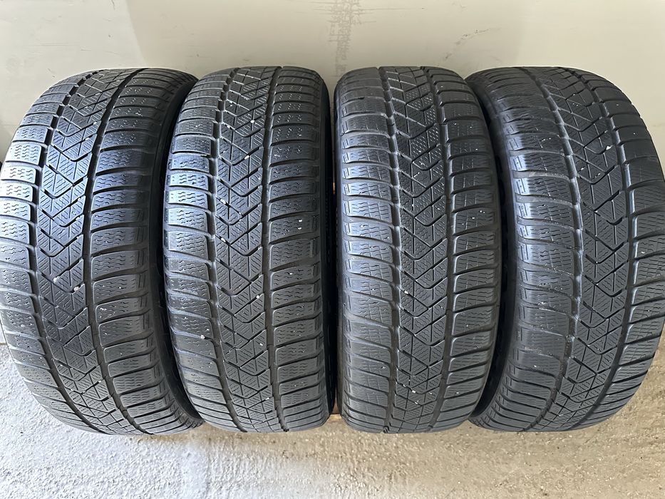 225/55 R17 Pirelli Sottozero 3 DOT 2023