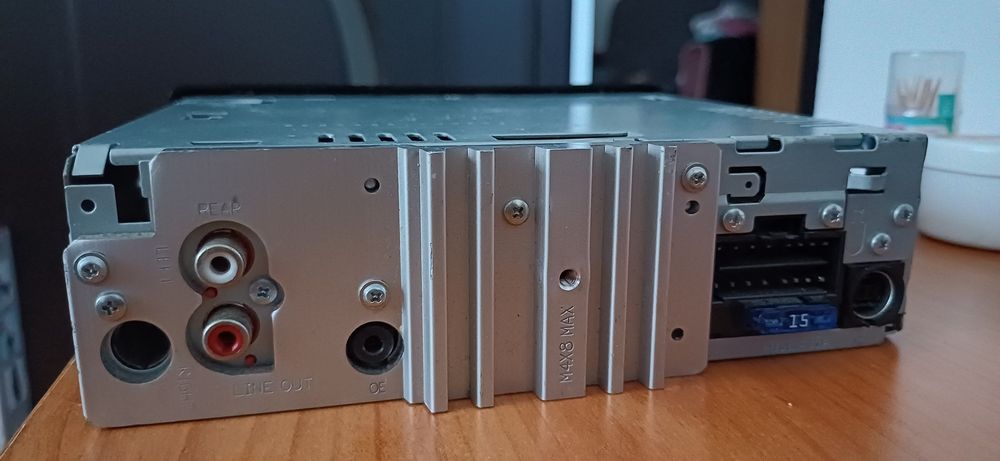 Casetofon JVC cu Bluetooth