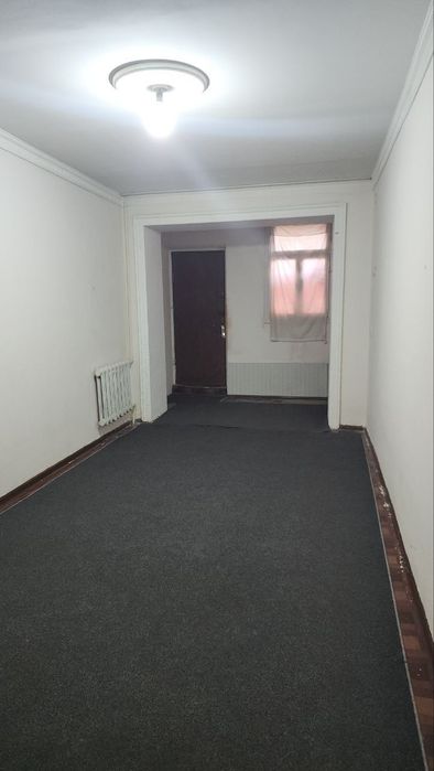 Сотилади Чилонзор 22 квартал 1 хонали