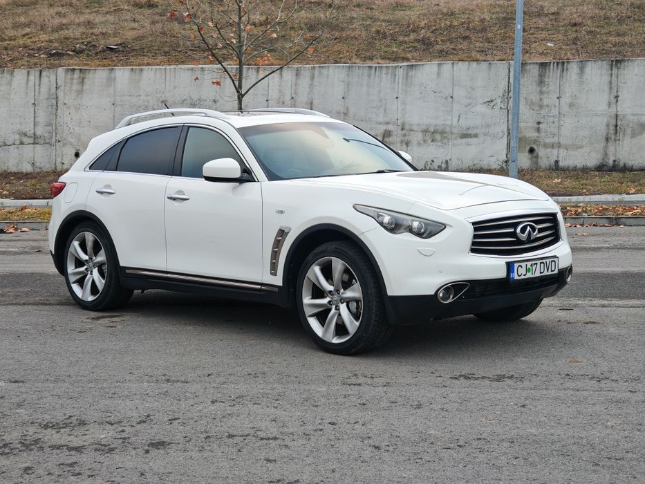 Infiniti FX30dS 2010 BOSE SUV SPORT 4X4 AWD