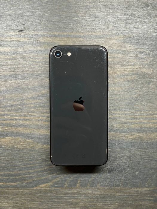 Продам айфон/iphone SE 2 128