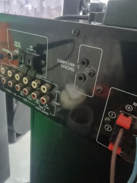 Amplificator tuner jvs