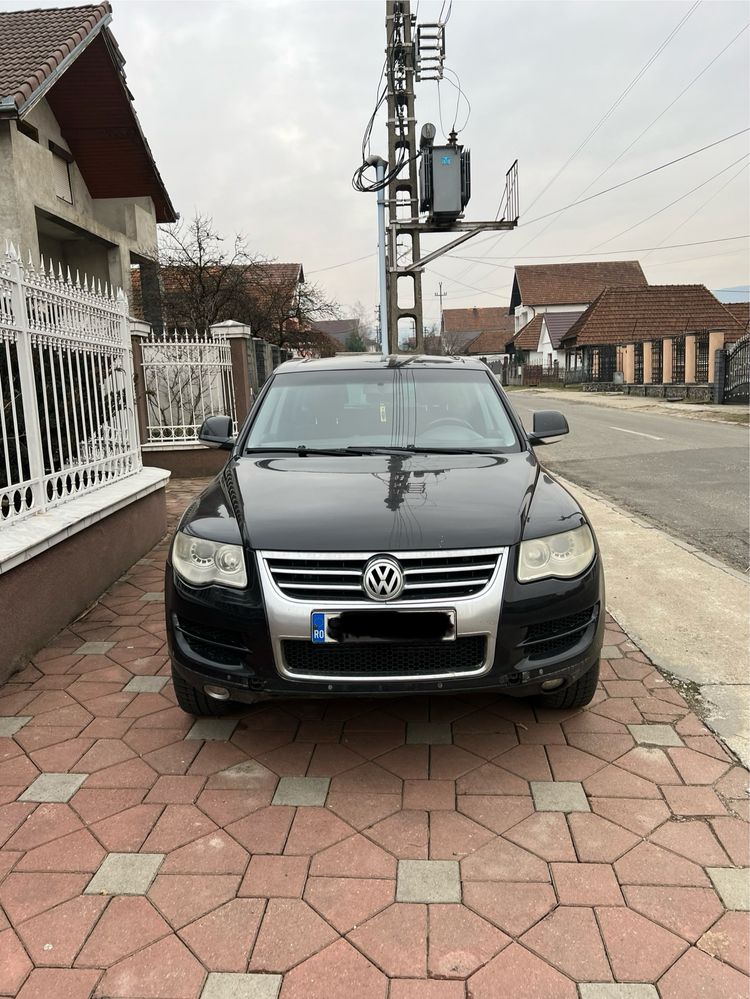 Dezmembrez Touareg 2.5 D facelift