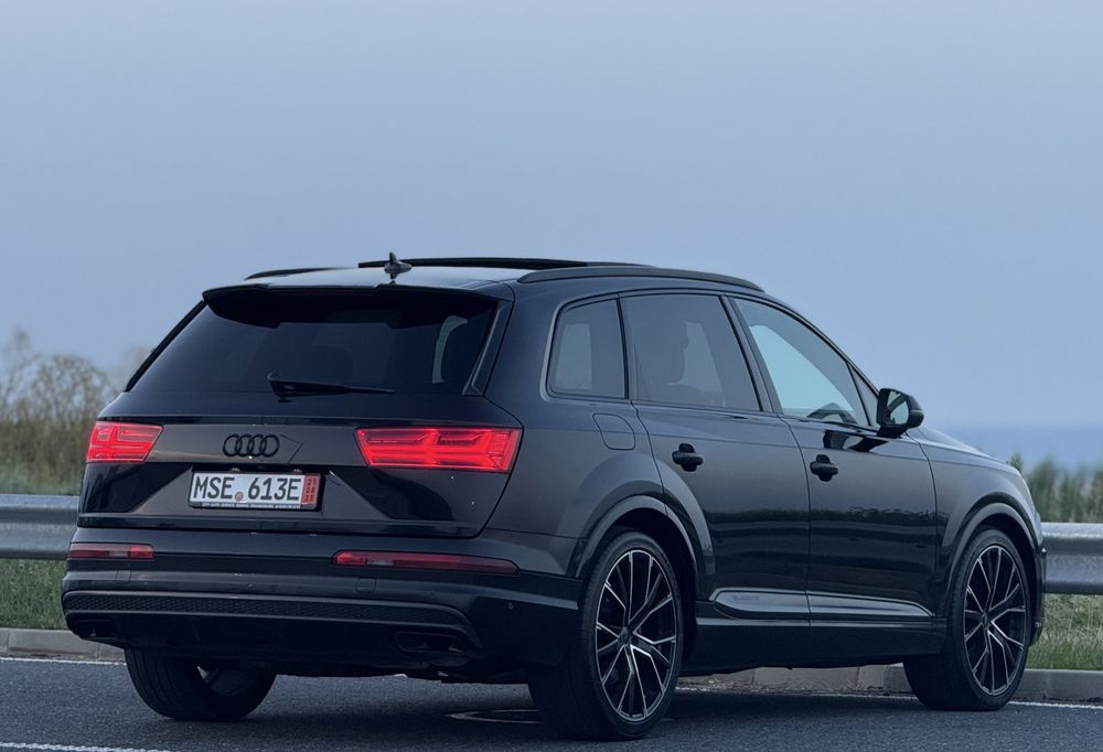 Audi Q7 Quattro 3 X S-Line 3.0 diesel 272 cai 7 locuri extra full!!