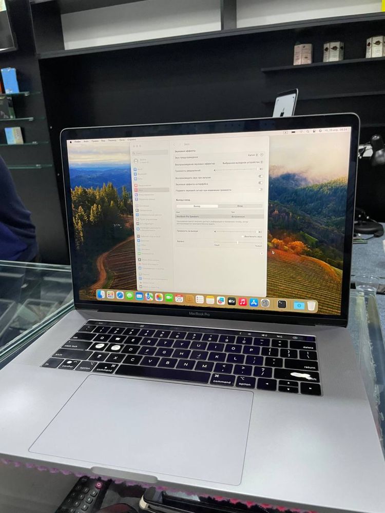 Mac Book Pro Core i9