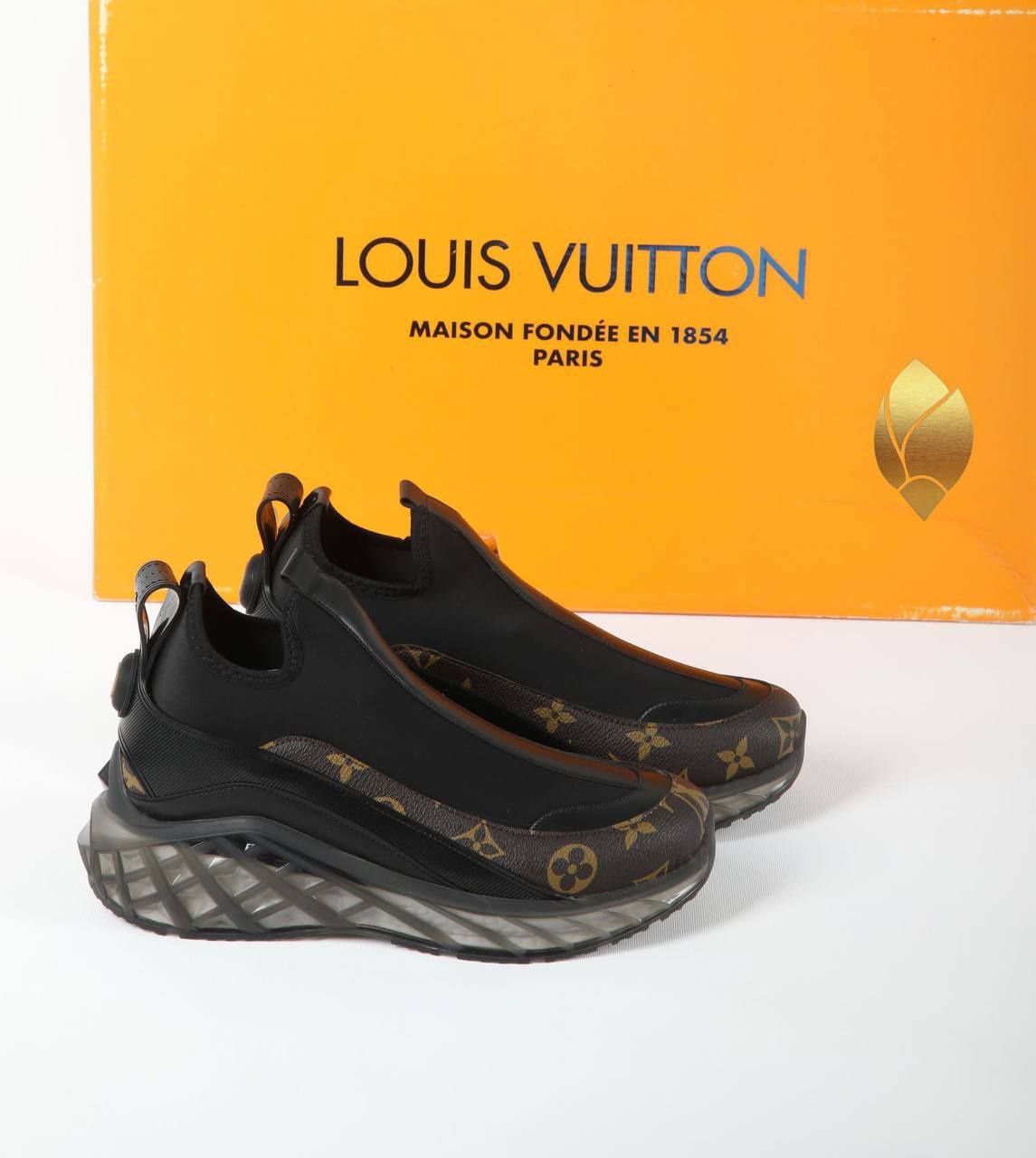 Adidasi louis vuitton
36-40
230 lei