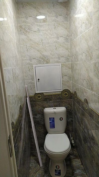 Укладка плитки керамогранита и малярные работы