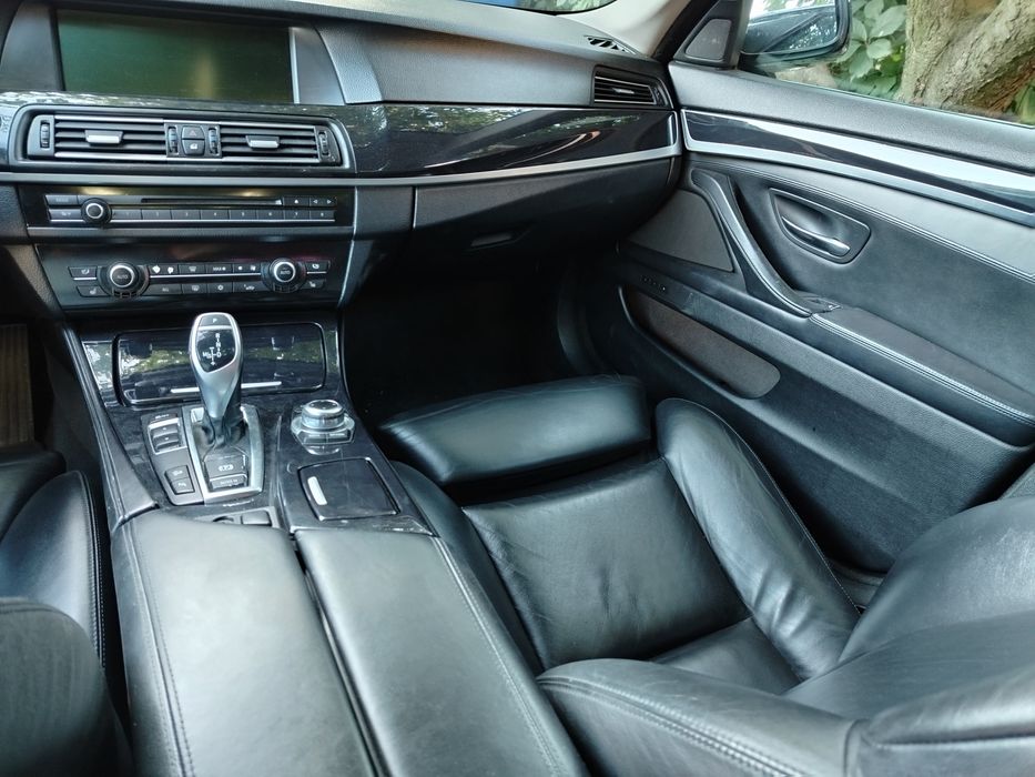Vând bmw seria 5