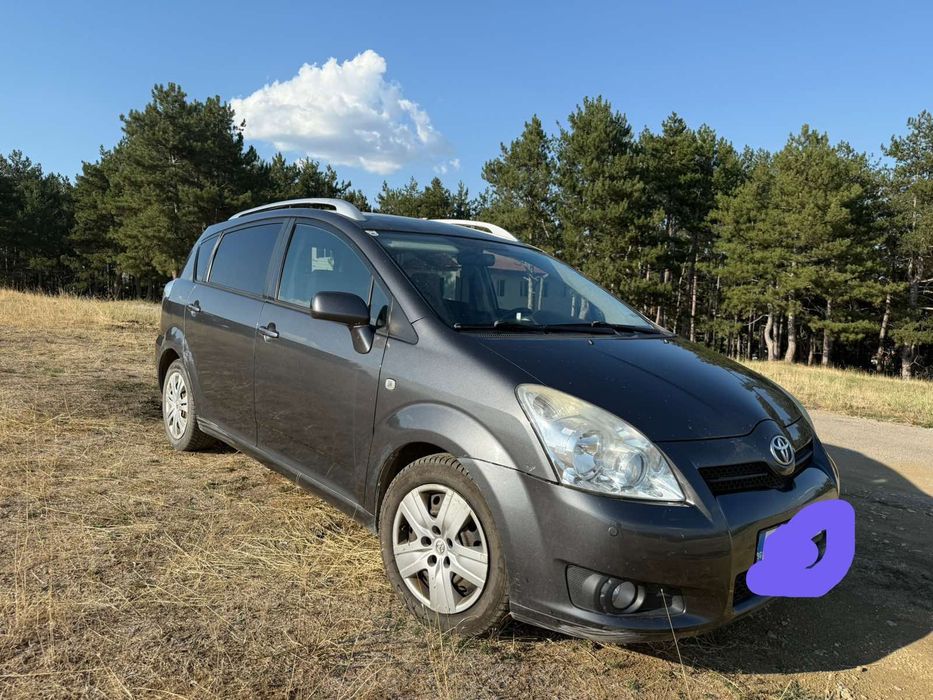 Здравейте продавам toyota verso Corolla 2.2d4d