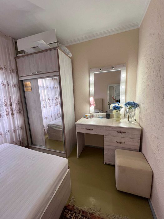 Мебель комплект б/у пр-во:Россия