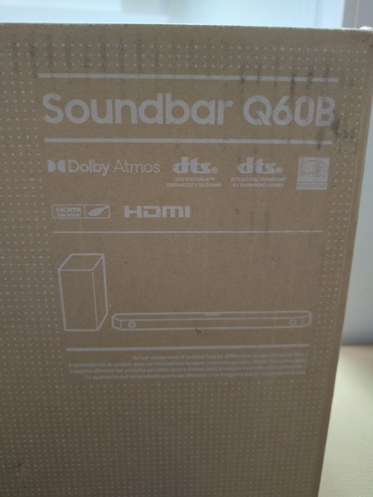 Vând soundbar Samsung hwq60b