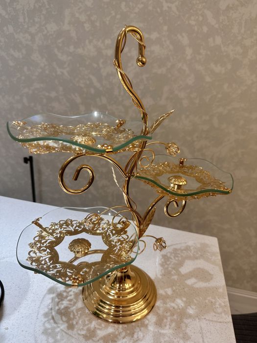 Менажница трехъярус