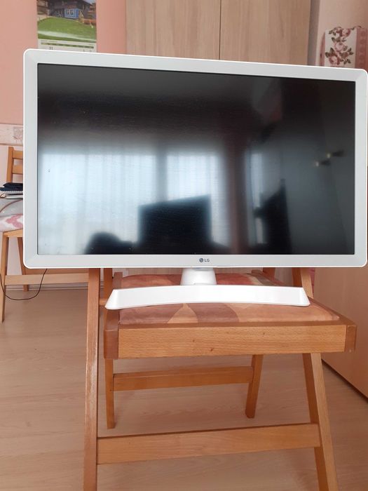 Продавам телевизор