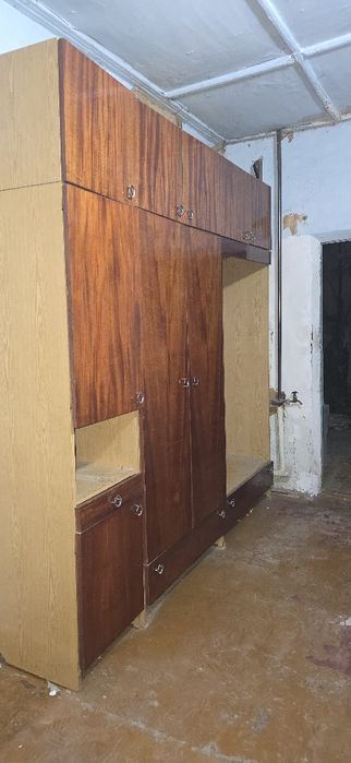 Mebellar sröchno sotiladi.