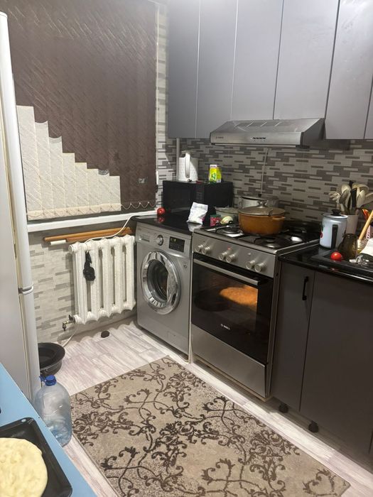 Продам 2 крмнатную квартиру.