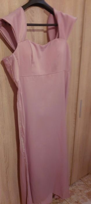 Официална, дълга рокля