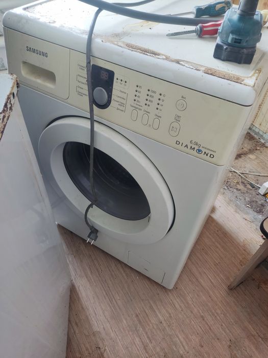 Продам стиральную машину и плитку