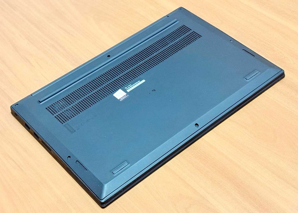 15.6" 4K Touch/Lenovo X1 Extreme/i7-8750H/32GB/512GB SSD/GTX 1050 Ti