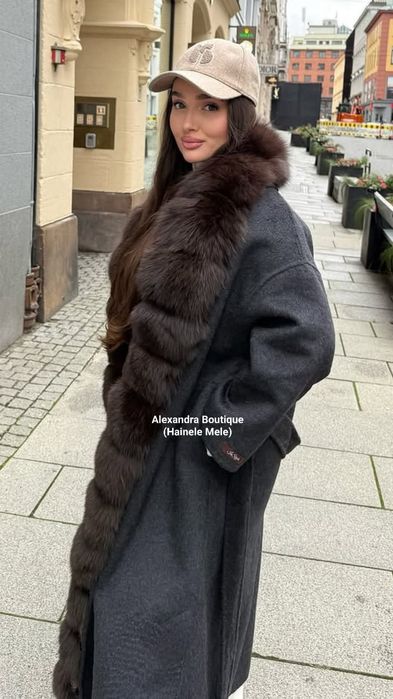 Palton alpaca (cașmir) cu blana naturala de vulpe