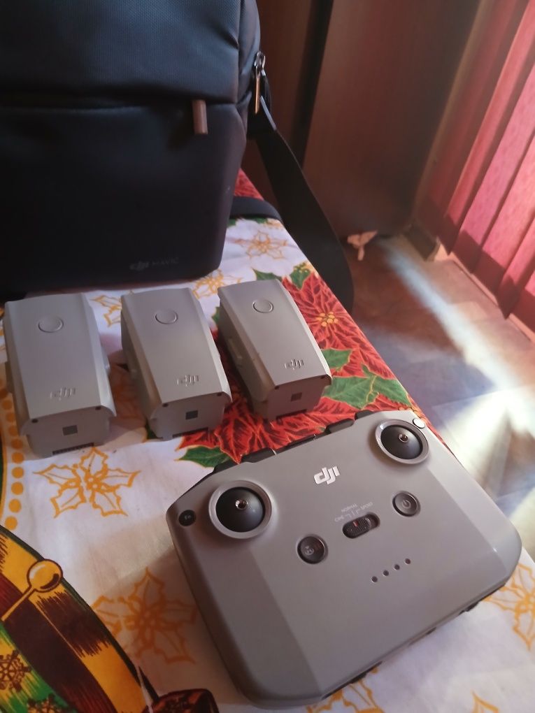 Дрон DJI Mavic Air 2