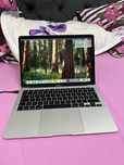Vând MacBook Air 13” Retina (model 2020)