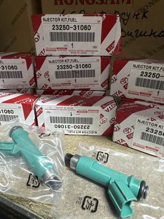 Toyota Land Cruiser Prado 1GR 4 литра форсунки оригинал в наличии