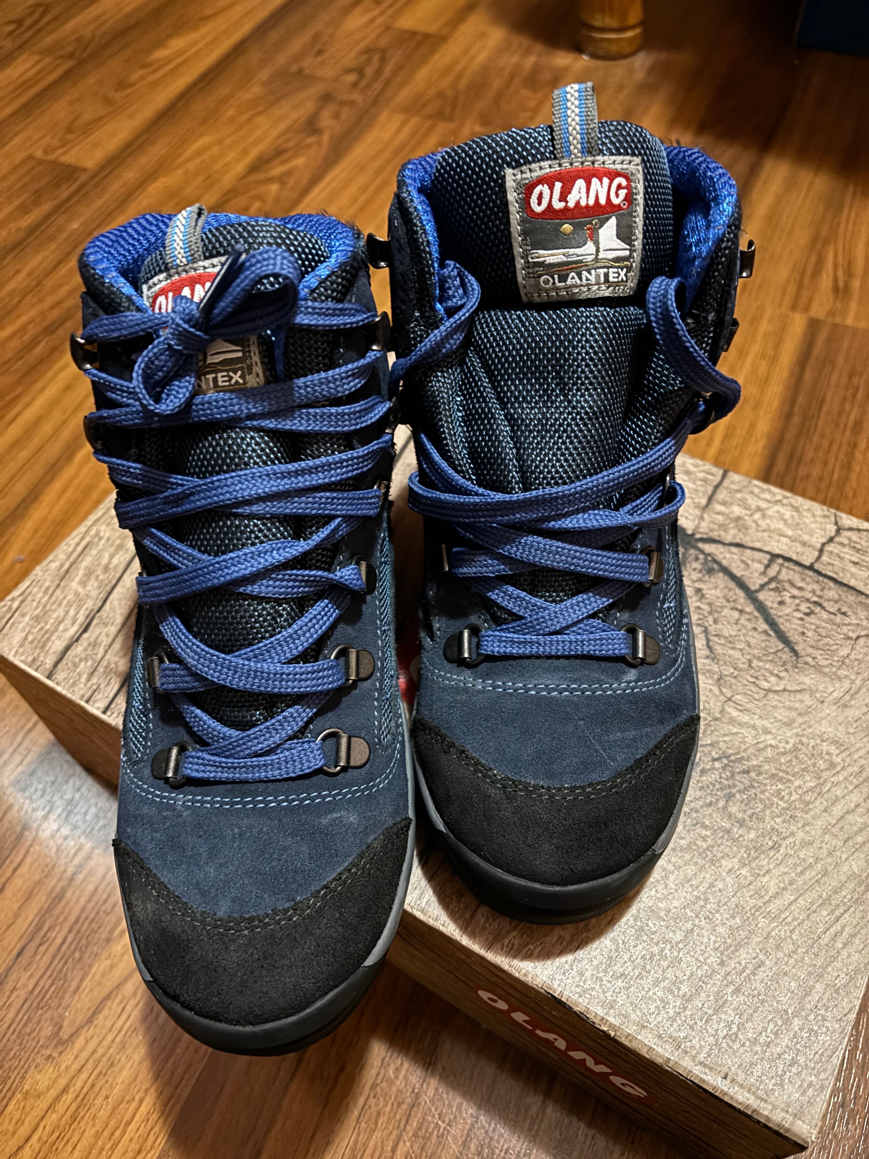 Детски боти OLANG