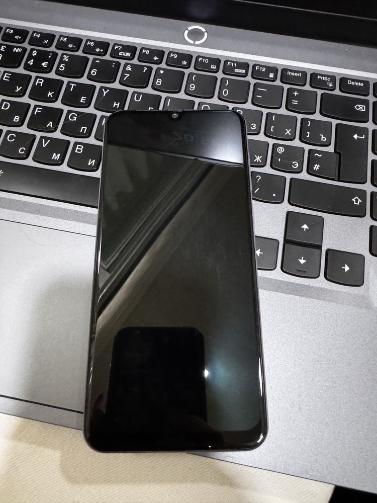 Телефон Samsung A30