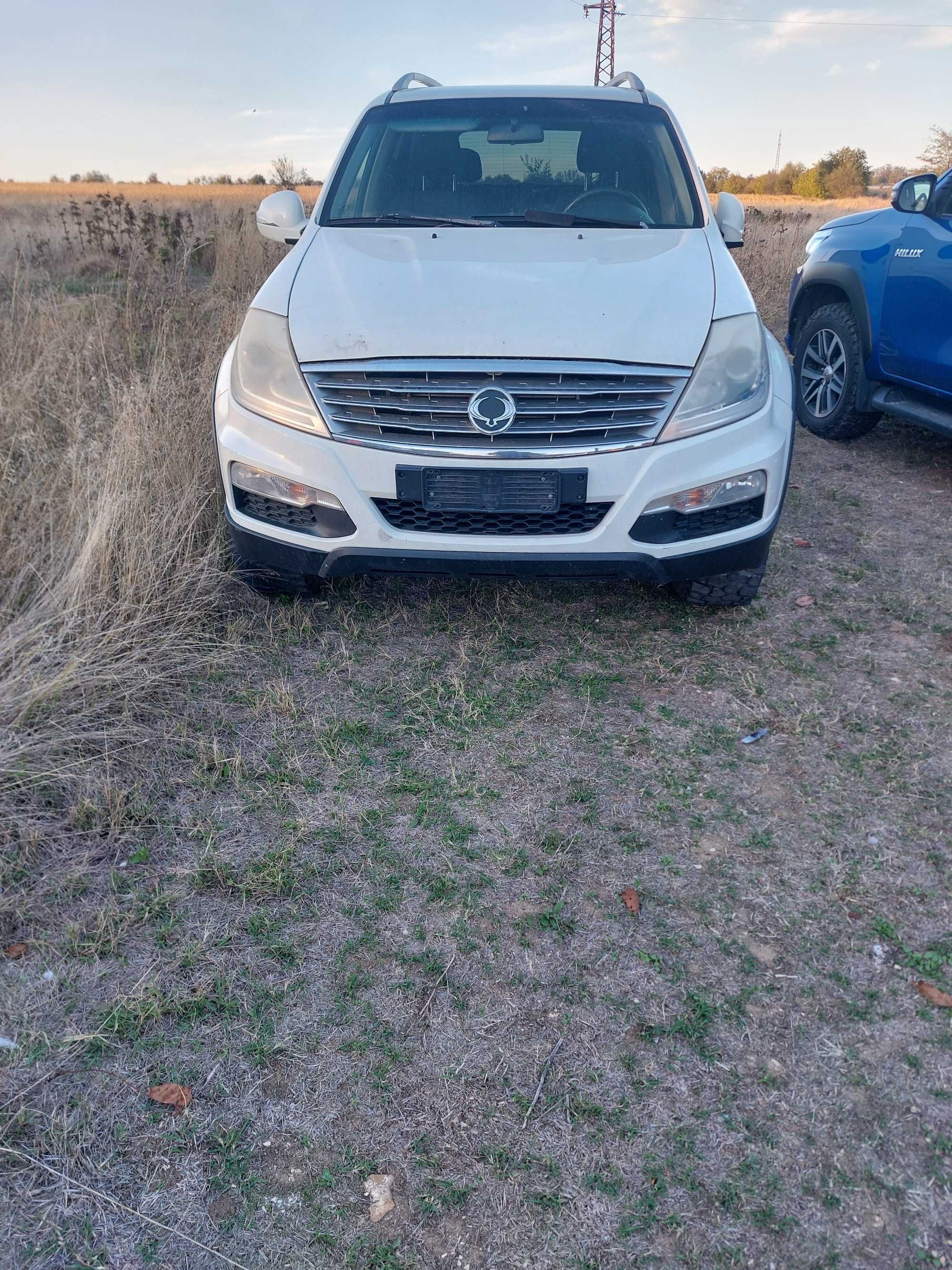 На части джип Ssangyong Rexton 2013 година 2.0 кубика 155 каня