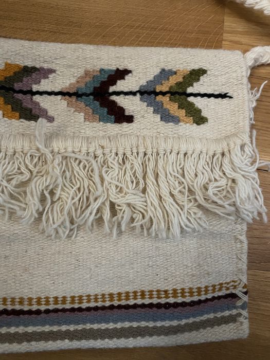 Straita tesuta din lana