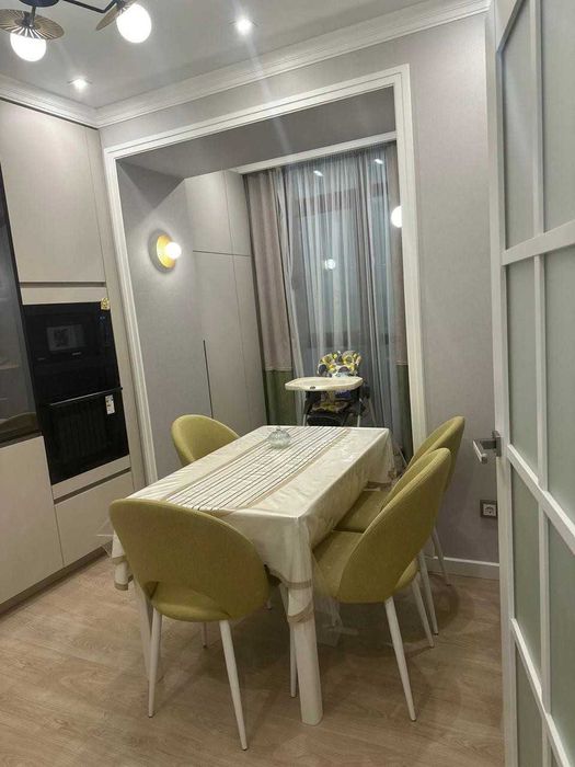Продажа 4-комнатной квартиры, Береке 67кБ