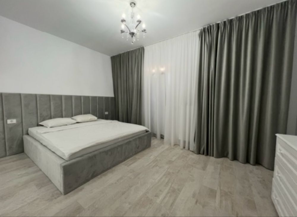 Proprietar inchiriez casa lux mobilata/utilata complet