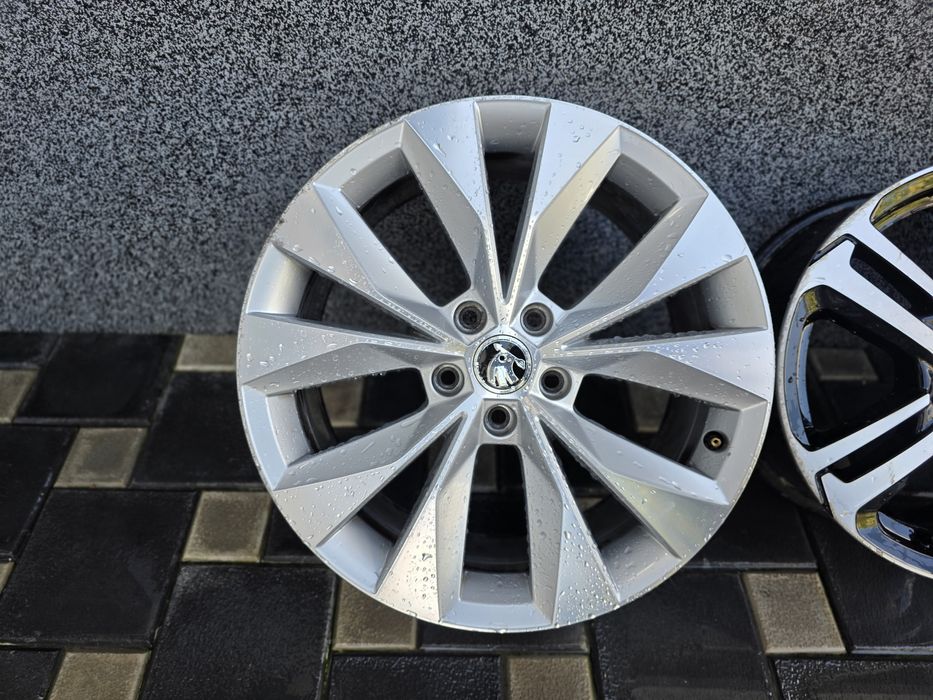 Jante aliaj pretabile rezerva R16/R17