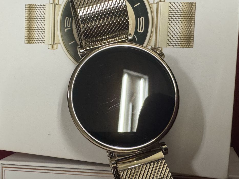 smart часовник huawei watch gt 4  41mm gold с гаранция